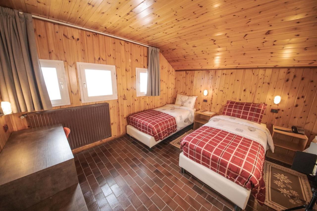 Albergo Quarto Pirovano Stilfspasset Eksteriør bilde
