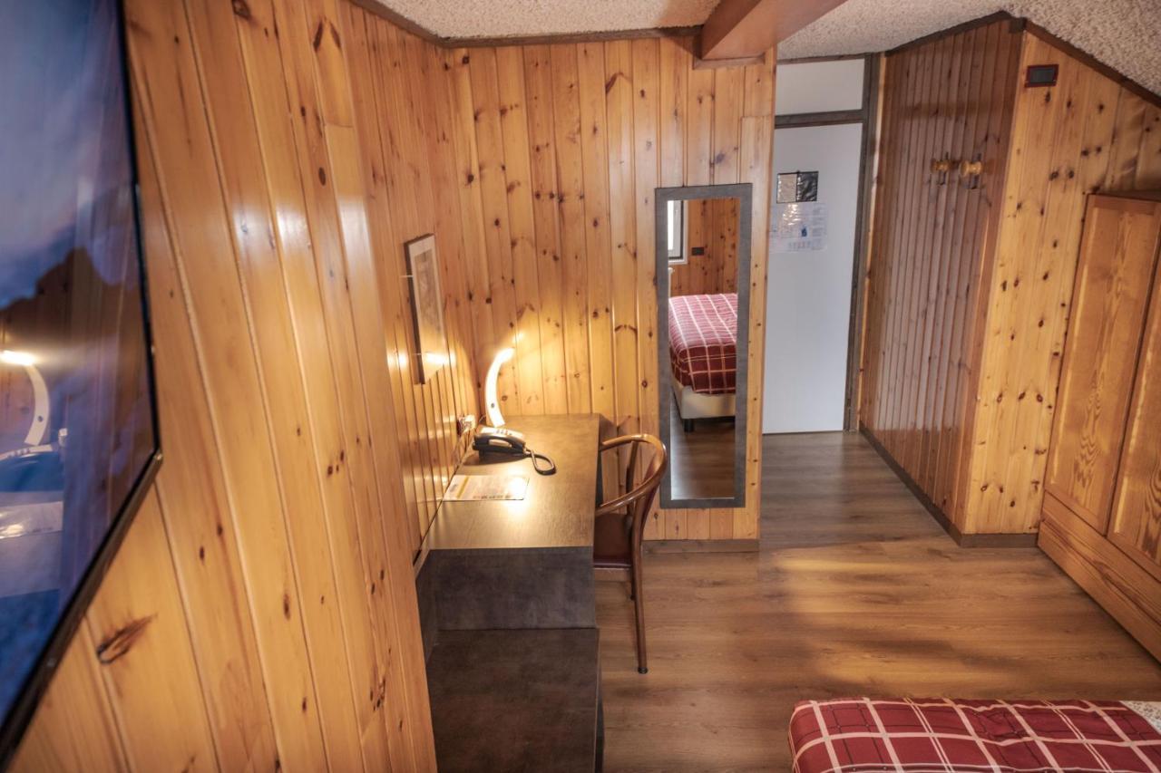 Albergo Quarto Pirovano Stilfspasset Eksteriør bilde
